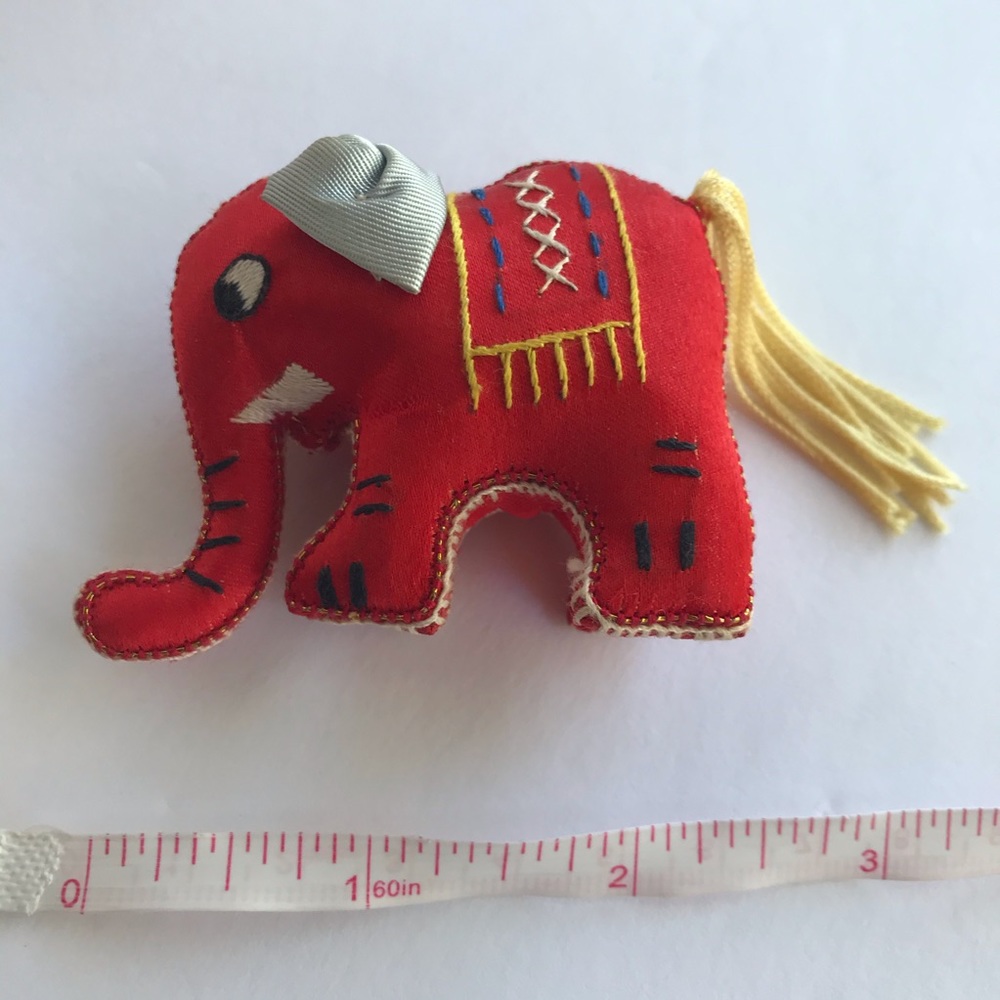 *SOLD* Vintage Asian silk stuffed animal figurines - Picture 6 of 8
